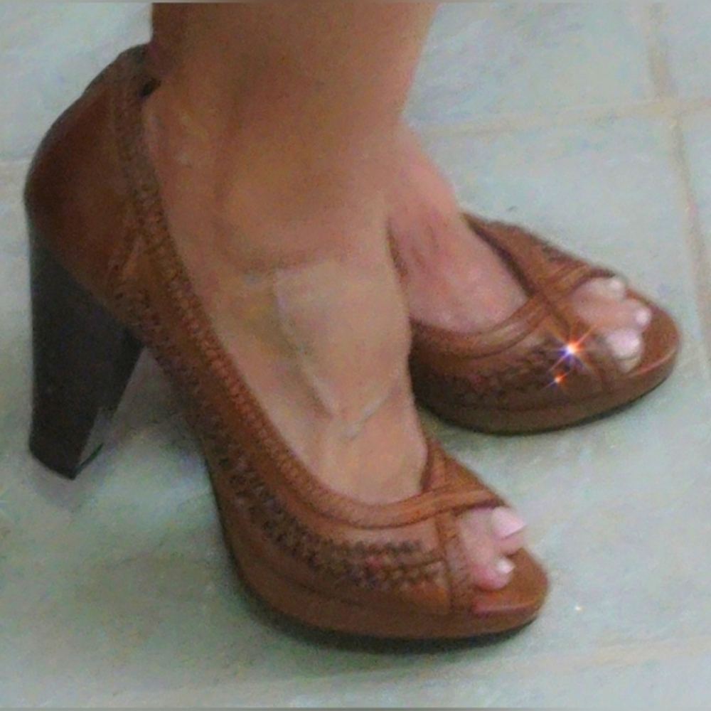 Pre-Loved BOHO Vintage Look American Eagle Open Toe Sandals W/High Stacked Heels